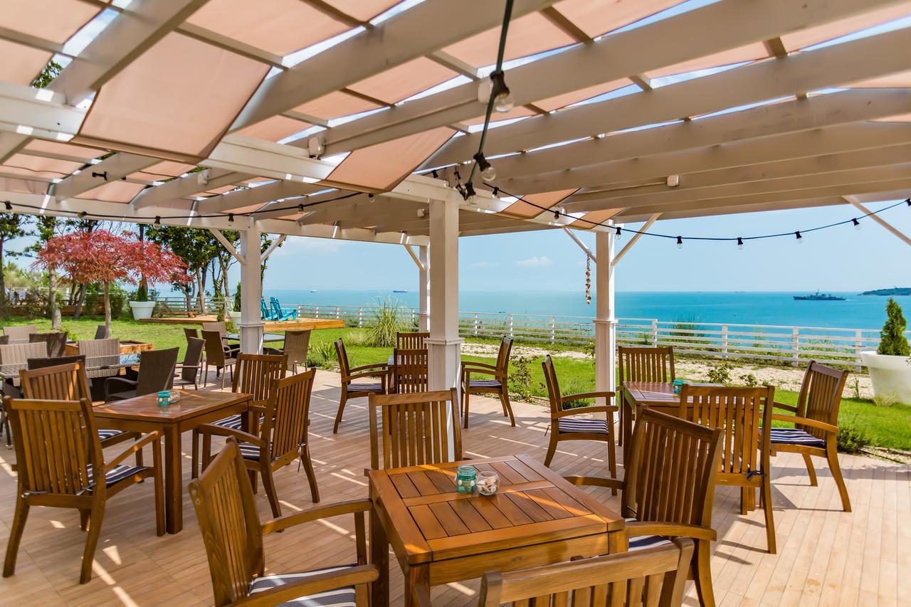 St Anastasia Hotel Μπουργκάς Εξωτερικό φωτογραφία
